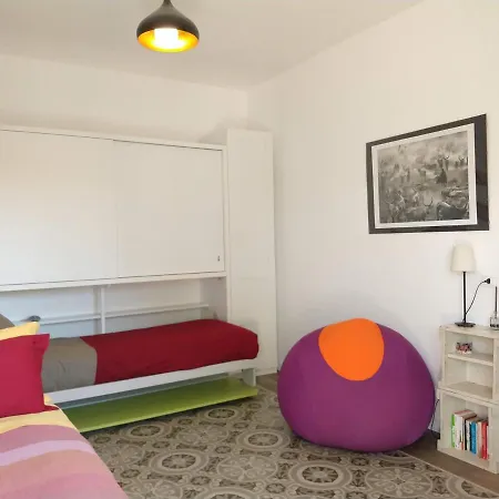 Ripe's Forest Garden Guest house Rome