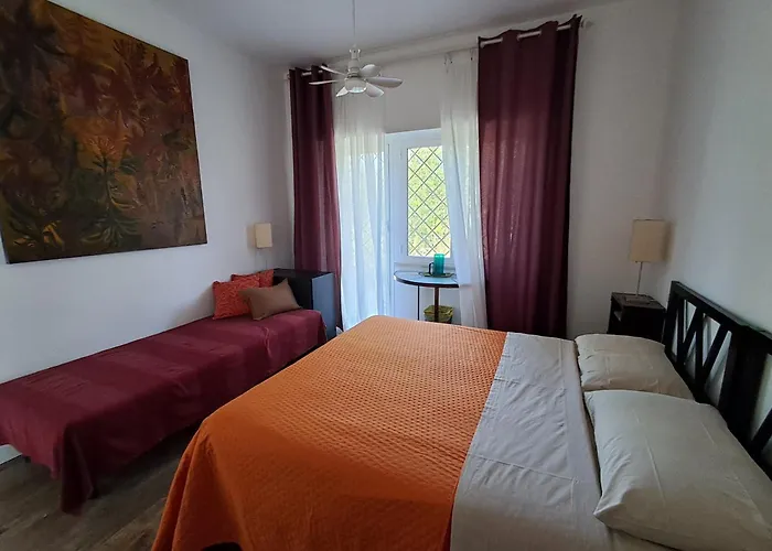 Ripe's Forest Garden Affittacamere 4*